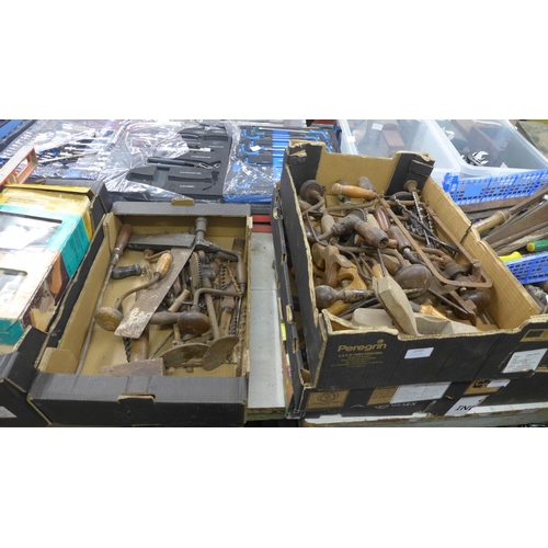 2099 - 3 Boxes of woodworking tools including mainly brace drills