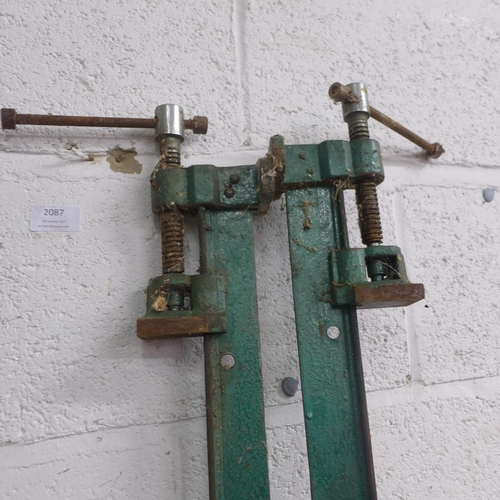 2109 - Two Sash clamps, approx. 6ft