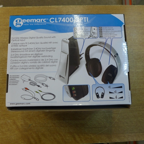 2160 - A set of Geemarc 2.4 GHZ wireless digital quality sound headphones with optical input including digi... 