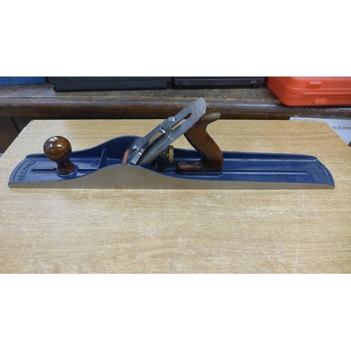 2176 - A Record no.8 smoothing plane in original box - possibly unused