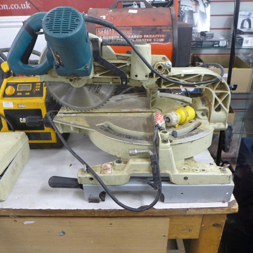 2188 - A Makita LS1013 110v mitre saw - W