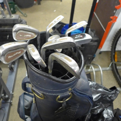 2282 - 3 Bags of golf clubs