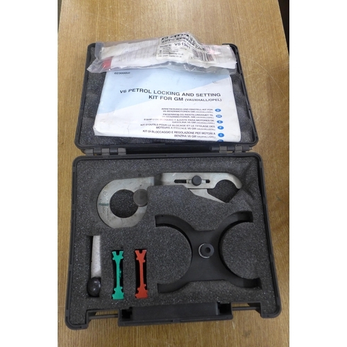 2037 - A Sykes Pickavant V6 petrol locking and setting kit (023000)
*This lot is subject to VAT