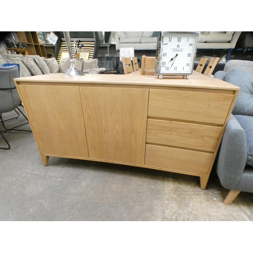 1330 - A Bonne oak sideboard * this lot is subject to VAT