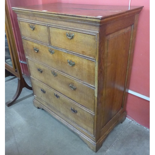 94 - A George I oak chest of drawers