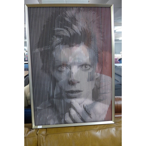 1365 - A kinetic picture of David Bowie