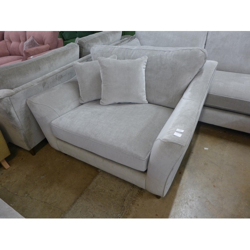 1393 - A Luna mist velvet upholstered love seat