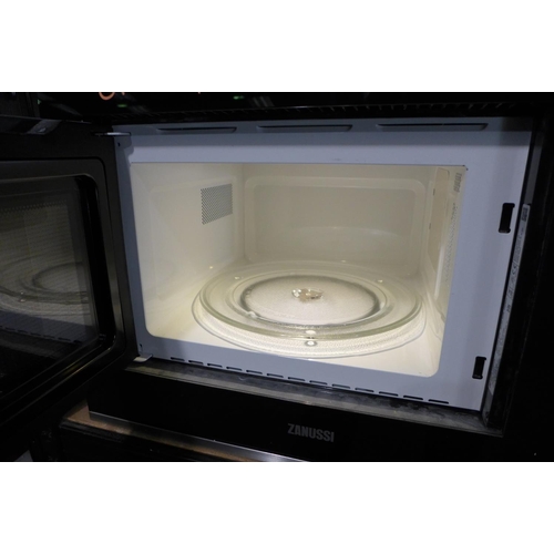 3006 - Zanussi Integrated Microwave  - Model: ZMBN4SX  Original RRP £332.50 inc VAT H459xW594xD404 
(420-11... 