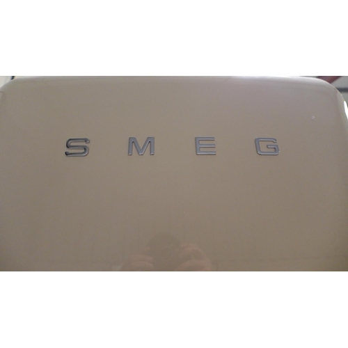 3038 - SMEG Freestanding Cream Retro Fridge Freezer - Model: FAB32RCR5UK, H1968xW601xD728  Original RRP £14... 