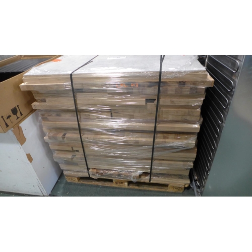 3053 - Pallet of Solid Oak Off-Cuts (420-92)  * This lot is subject to VAT