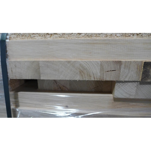 3053 - Pallet of Solid Oak Off-Cuts (420-92)  * This lot is subject to VAT