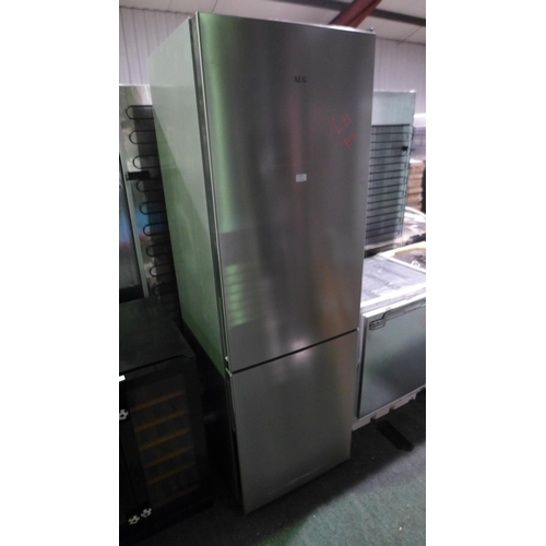 3127 - AEG Freestanding Brushed Steel 60/40 Fridge Freezer - Model: RCB632E2MX - Slight Scratches H1860xW59... 