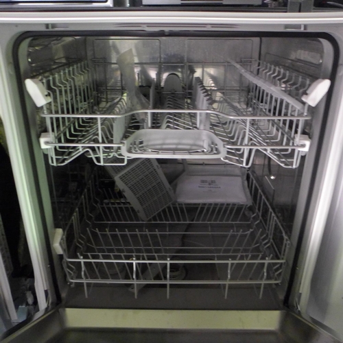 3136 - Neff Fully Integrated Dishwasher - Model: S153ITX02G (420-30)  * This lot is subject to VAT