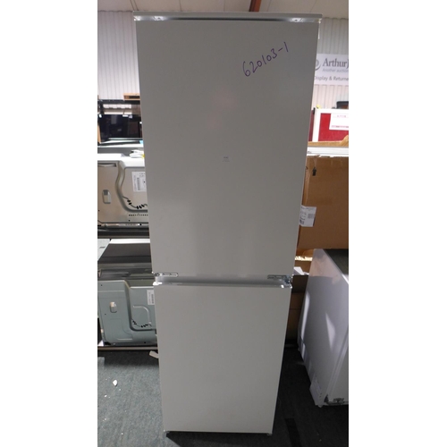 3141 - Zanussi 50/50 Fridge Freezer - Dinted Back - Model: ZNNN18FS5