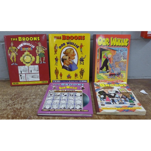 1164 - Oor Wullie and The Broons Scottish books and annuals **PLEASE NOTE THIS LOT IS NOT ELIGIBLE FOR POST... 