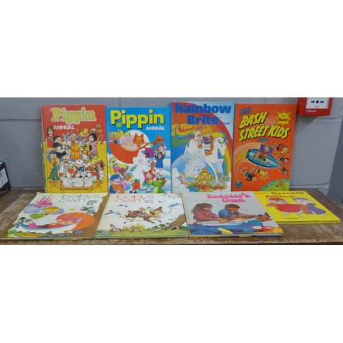 1166 - A quantity of Beano annuals and others **PLEASE NOTE THIS LOT IS NOT ELIGIBLE FOR POSTING AND PACKIN... 