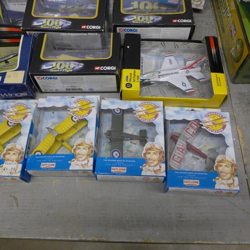 1198 - A box of model aircraft, boxed **PLEASE NOTE THIS LOT IS NOT ELIGIBLE FOR POSTING AND PACKING**