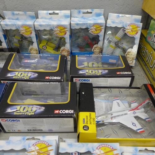 1198 - A box of model aircraft, boxed **PLEASE NOTE THIS LOT IS NOT ELIGIBLE FOR POSTING AND PACKING**