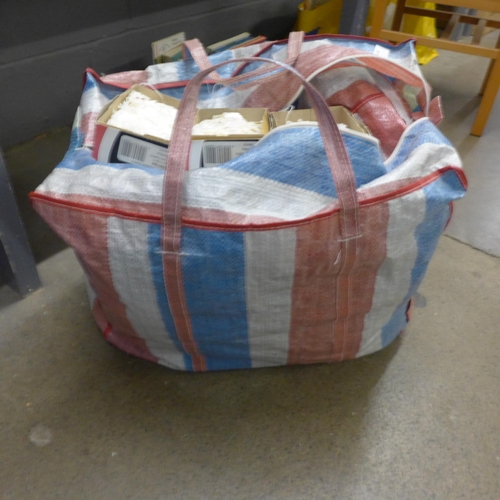 1208 - A bag of large bags and three boxes of price tags, assorted sizes **PLEASE NOTE THIS LOT IS NOT ELIG... 