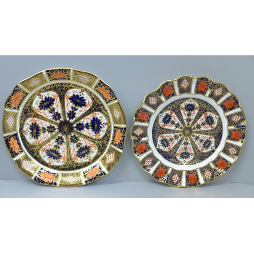 616 - Two Royal Crown Derby 1128 plates, one with wavy edge, 22cm and 23cm