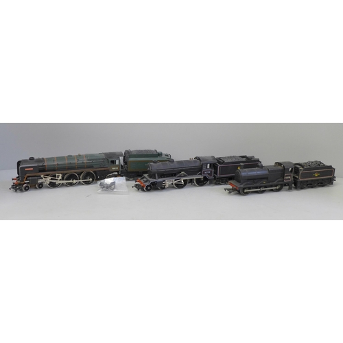 631 - Three OO gauge locomotives and tenders including Hornby