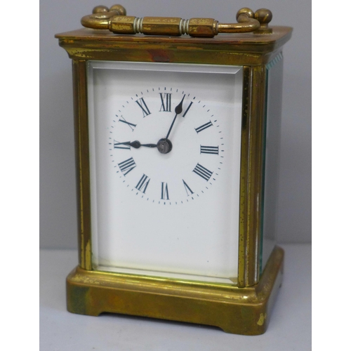 635 - A French A.C.C. brass carriage clock, height 10.5cm, depth 6cm, width 8cm