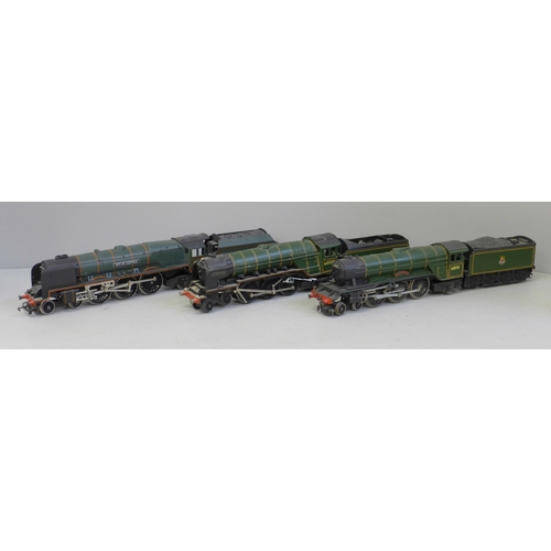 645 - Three OO gauge locomotives and tenders including Hornby