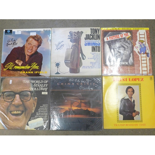 725 - Signed LP records, including Joe Brown, Stanley Holloway, Frank Ifield, Tony Jacklin, Trini Lopez, C... 