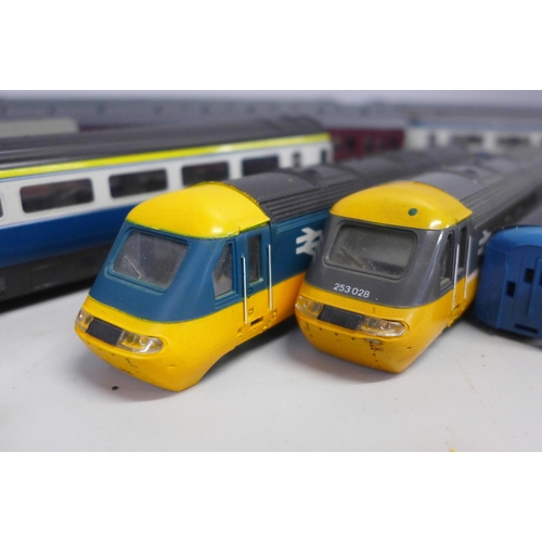 800 - A collection of OO gauge coaches, engine bodies, etc., including Hornby