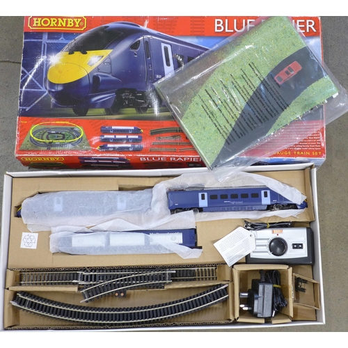 805 - A Hornby OO gauge Blue Rapier train set, boxed