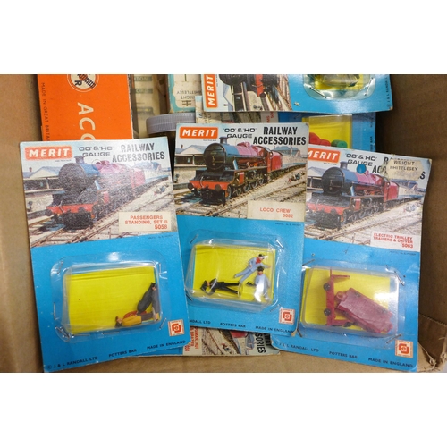 806 - A collection of model rail scenery and accessories