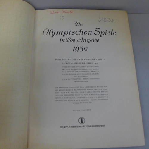 862 - A German 1932 Olympic album