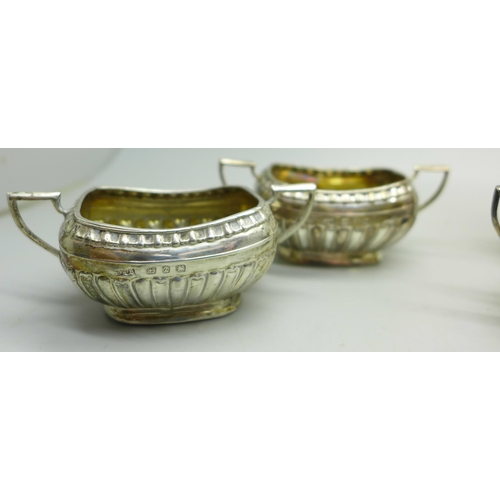 890 - A Victorian silver seven-piece cased cruet set, Birmingham 1899, 225g