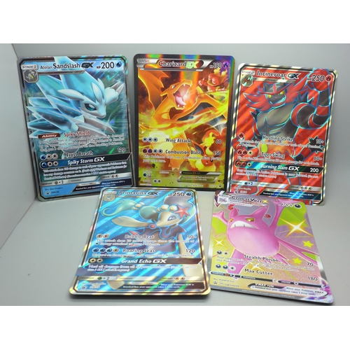 950 - Five jumbo full art Pokemon cards