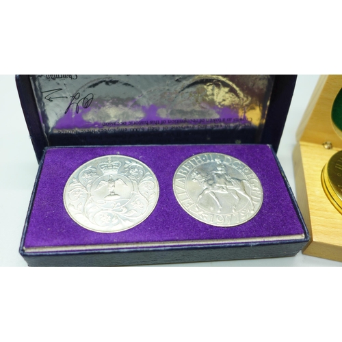 961 - A collection of coins including commemorative crowns, an 1887 double florin, two three pence pieces ... 