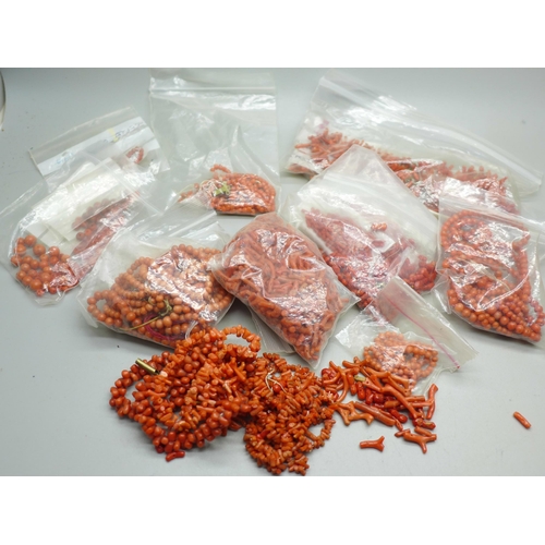 982 - A large collection of loose coral beads for stringing, 400g