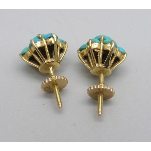 1132 - A pair of yellow metal turquoise cluster earrings, the backings marked 14k, 3.7g, 1cm