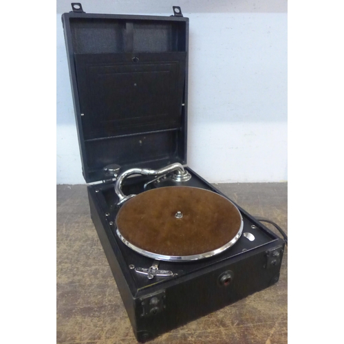 407 - A portable gramophone player