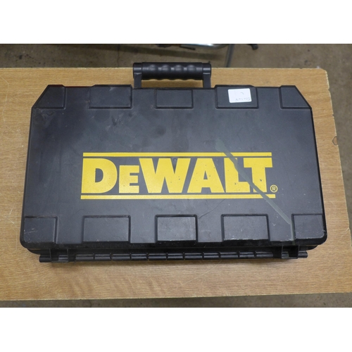 2006 - A Dewalt DW566-GB SDS hammer drill in case