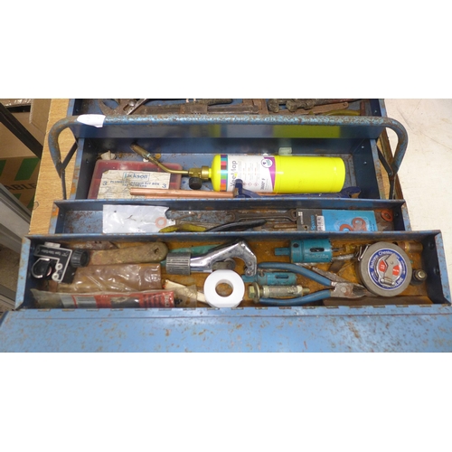 2014 - A metal cantilever toolbox with quantity of plumbing supplies