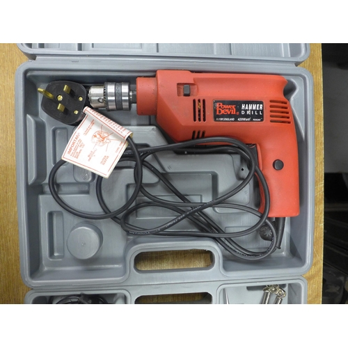 2112 - A Power Devil PDX20C 420w hammer drill and a Power G soldering gun set