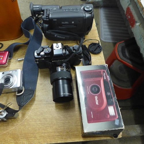 2136 - A pair of Zenith 10 x 50 binoculars, cased, Pentax SP1000 SLR camera, Praktica BMS camera, video cam... 