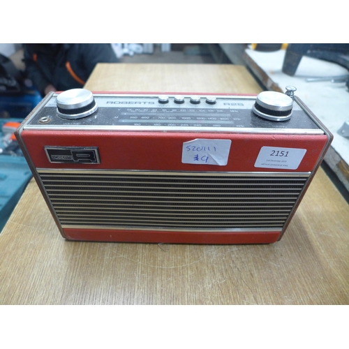 2151 - A Roberts radio (model:- R25)