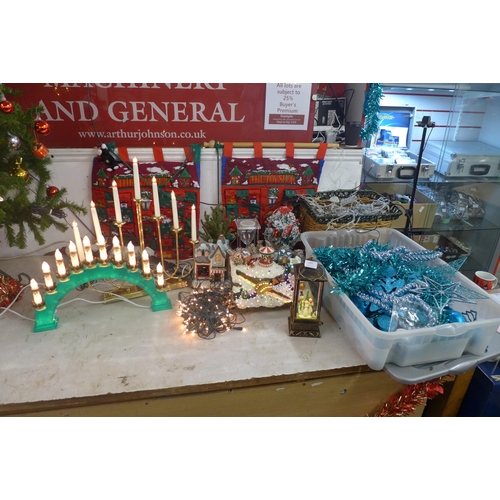 2201 - A quantity of Christmas decorations including material Advent calendars, a box of blue Christmas tre... 