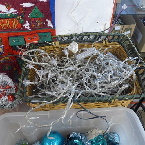 2201 - A quantity of Christmas decorations including material Advent calendars, a box of blue Christmas tre... 