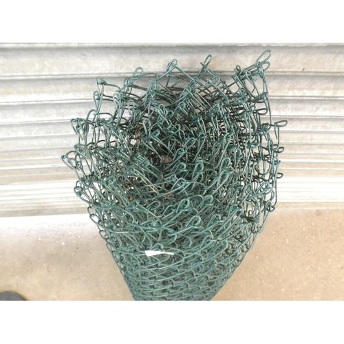 2258 - Chain link fencing (green with plastic coating)