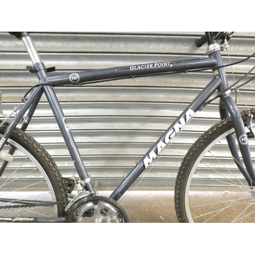 2270 - A Magna Glacier Point steel framed MTB