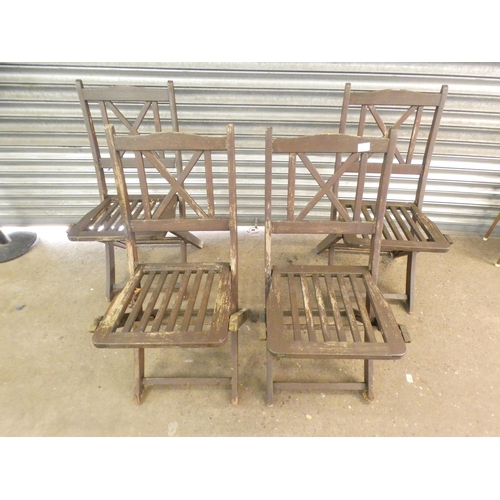 2293 - 4 Folding wooden garden chairs