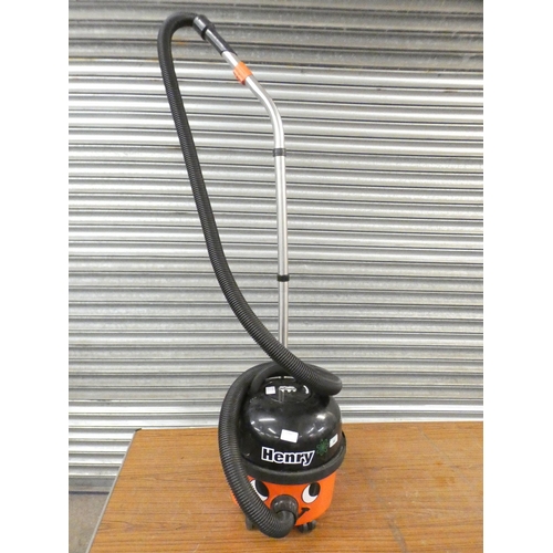 2386 - A Henry Numatic vacuum cleaner