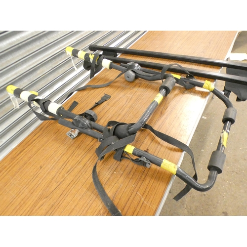 2391 - Thule roof bars with keys and a cycle rack